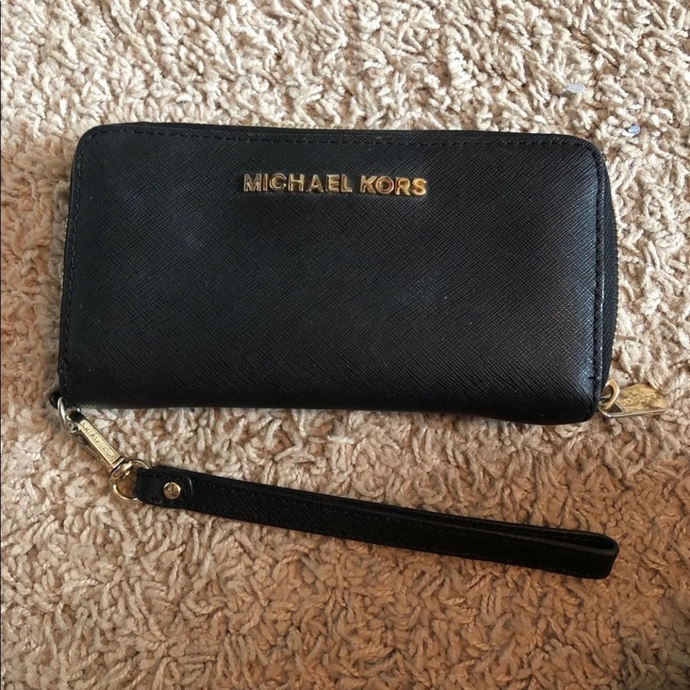 Black Michael Kors wristlet